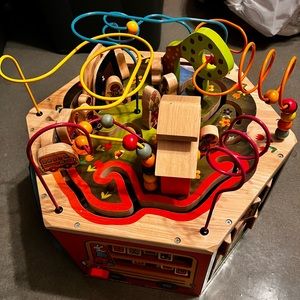 Kids activity center